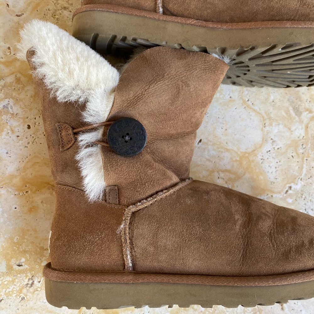 Ugg Side Button Bailey Boot - image 6